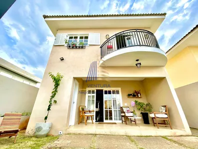 Casa com 3 Quartos à venda, 140m² no Pitas, Cotia