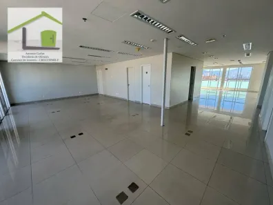 Sala Comercial à venda, 300m² no Boqueirão, Santos