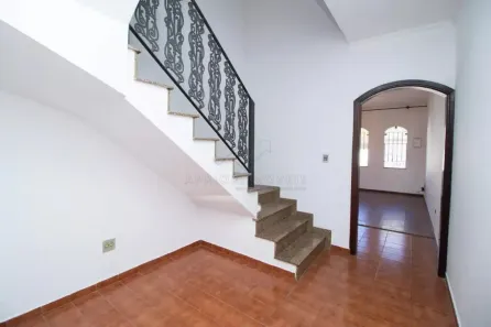 Sobrado com 3 Quartos para alugar, 242m² no Campestre, Santo André