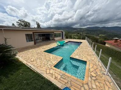 Fazenda/Sítio com 5 Quartos à venda, 2142m² no , Extrema