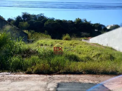 Lote/Terreno à venda, 330m² no Residencial Estoril, Taubaté