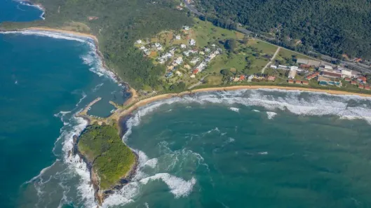 Lote/Terreno à venda, 893m² no Canto da Praia, Itapema