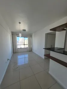 Apartamento com 2 Quartos para alugar, 60m² no Candeal, Salvador
