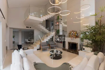 Casa de Condomínio com 5 Quartos à venda, 496m² no Campo Comprido, Curitiba