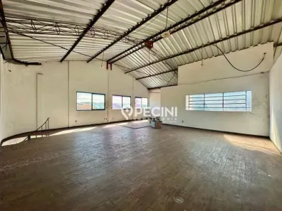 Galpão/Depósito/Armazém para alugar, 366m² no Vila Paulista, Rio Claro
