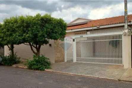 Casa com 3 Quartos à venda, 154m² no Jardim Caparroz, São José do Rio Preto