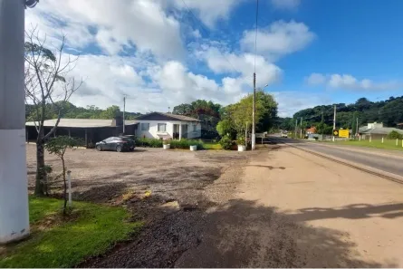 Ponto Comercial com 2 Quartos para alugar, 350m² no Sede Independência, Passo Fundo