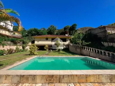 Casa com 4 Quartos à venda, 246m² no Quitandinha, Petrópolis