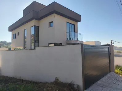 Sobrado com 3 Quartos à venda, 125m² no Condomínio Villa Verde Bragança, Bragança Paulista