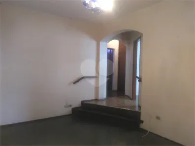 Casa com 3 Quartos à venda, 240m² no Jardim Líbano, São Paulo