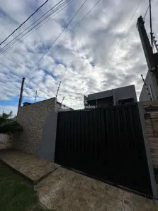 Casa com 3 Quartos à venda, 205m² no Planalto, Natal