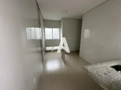 Casa com 2 Quartos para alugar, 65m² no Nossa Senhora Aparecida, Uberlândia