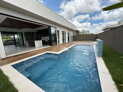 Casa de Condomínio com 4 Quartos à venda, 320m² no Parque Cidade, Goiânia