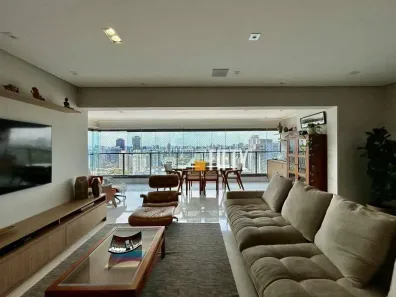 Apartamento com 3 Quartos à venda, 138m² no Santo Amaro, São Paulo