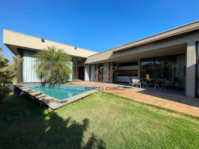 Casa de Condomínio com 4 Quartos para alugar, 400m² no Quintas do Sol, Nova Lima