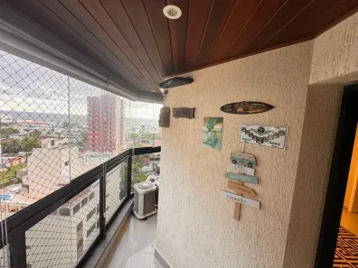 Apartamento com 2 Quartos à venda, 65m² no Jardim Las Palmas, Guarujá