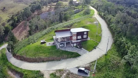 Casa de Condomínio com 3 Quartos à venda, 200m² no , Santo Amaro da Imperatriz