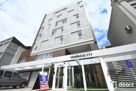 Apartamento com 2 Quartos à venda, 55m² no Santana, Porto Alegre