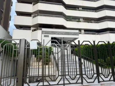 Apartamento com 3 Quartos à venda, 240m² no Centro, Campo Grande