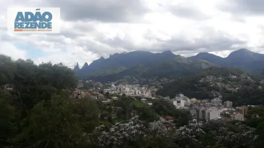 Lote/Terreno à venda, 420m² no Artistas, Teresópolis