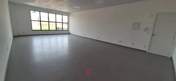 Sala Comercial para alugar, 56m² no Nações, Fazenda Rio Grande