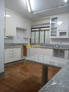 Apartamento com 4 Quartos para alugar, 203m² no Tabajaras, Uberlândia
