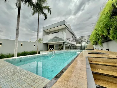 Sobrado com 3 Quartos à venda, 600m² no Copacabana Residencial, Maringá