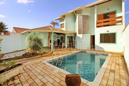 Casa com 4 Quartos à venda, 186m² no Jardim Tres Marias, Peruíbe