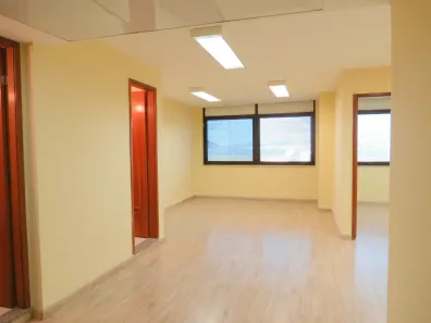 Sala Comercial com 3 Quartos para alugar, 50m² no Centro, Rio de Janeiro