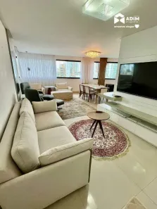 Apartamento com 3 Quartos para alugar, 130m² no Centro, Balneário Camboriú