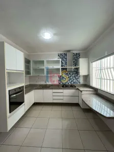 Casa com 4 Quartos à venda, 215m² no São Francisco, Ilhéus