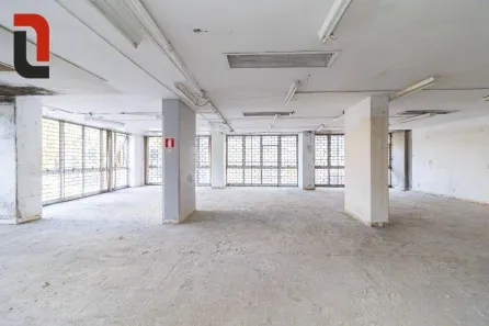 Ponto Comercial para alugar, 462m² no Centro, Curitiba