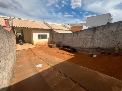 Casa com 3 Quartos para alugar, 68m² no Parque das Nações, Aparecida de Goiânia
