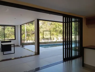 Casa com 3 Quartos à venda, 270m² no Chácaras Silvania, Valinhos
