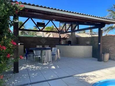 Casa com 5 Quartos à venda, 300m² no Beberibe, Beberibe