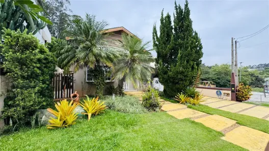 Casa de Condomínio com 3 Quartos à venda, 287m² no Leitão, Louveira