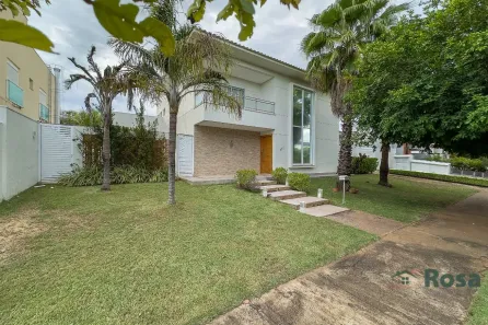 Sobrado com 5 Quartos para alugar, 540m² no Jardim Itália, Cuiabá