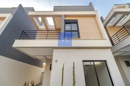 Sobrado com 3 Quartos à venda, 184m² no Bacacheri, Curitiba