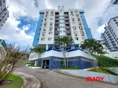 Apartamento com 2 Quartos para alugar, 75m² no Itacorubi, Florianópolis