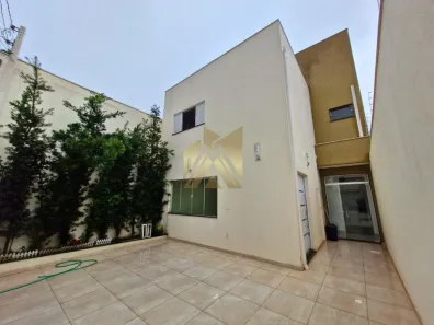 Sobrado com 3 Quartos para alugar, 200m² no Zona Central, Rio Claro