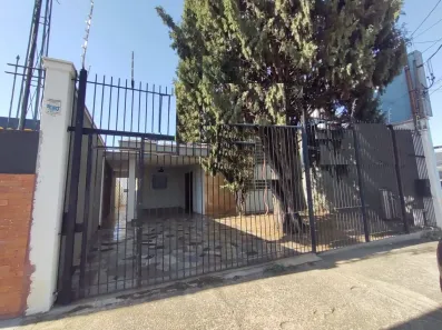 Imóvel Comercial com 3 Quartos para alugar, 220m² no Vila Independência, Piracicaba