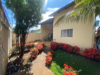 Casa com 3 Quartos à venda, 114m² no Jardim Mariliza, Goiânia