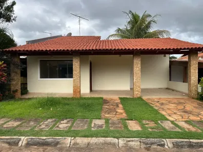 Casa de Condomínio com 3 Quartos para alugar, 155m² no Sítios Santa Luzia, Aparecida de Goiânia