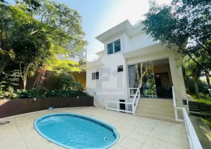 Casa de Condomínio com 4 Quartos à venda, 241m² no Trindade, Florianópolis