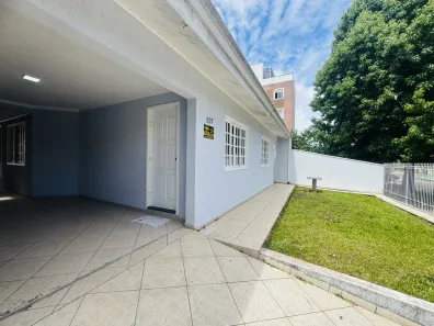 Casa com 2 Quartos para alugar, 80m² no Cidade Industrial, Curitiba