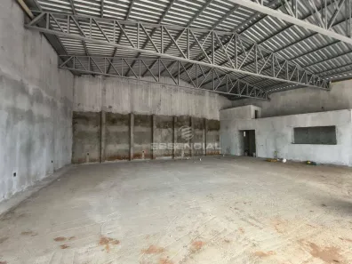 Galpão/Depósito/Armazém para alugar, 220m² no Centro, Botucatu