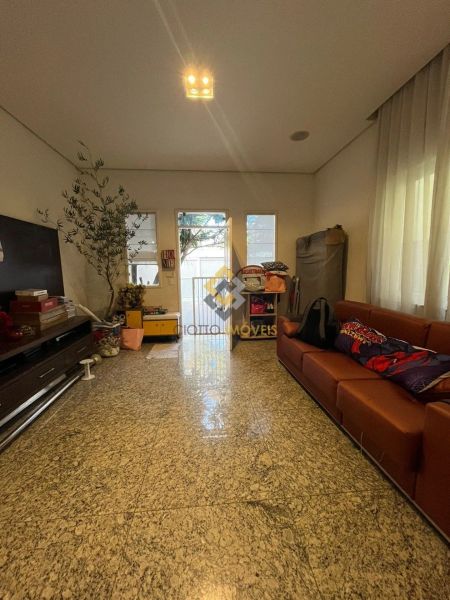 Casa com 3 quartos — Santa Rosa, Belo Horizonte