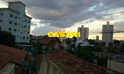 Casa com 3 Quartos à venda, 240m² no Vila Bastos, Santo André