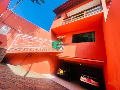 Sobrado com 3 Quartos à venda, 120m² no Paraíso, Santo André