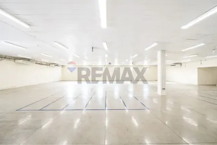 Ponto Comercial para alugar, 850m² no Resgate, Salvador